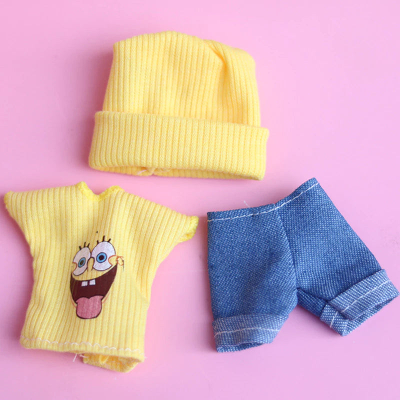 Kit com 8 Conjuntos de Roupinhas para Bebê Reborn